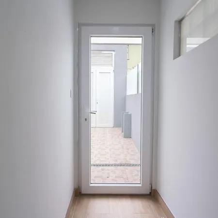 Charming Bright House W/ Garden Feriehus *