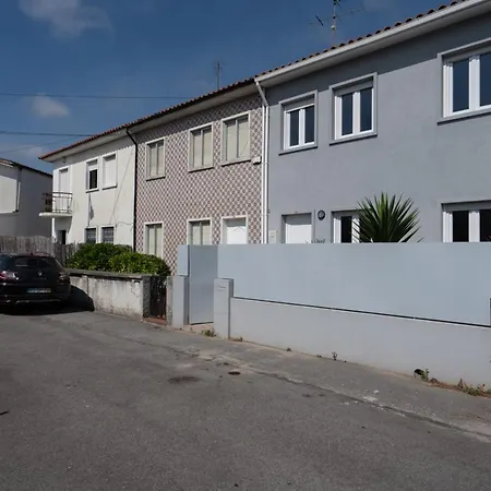 Charming Bright House W/ Garden Feriehus Porto