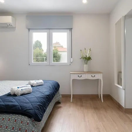 Charming Bright House W/ Garden Casa de Férias Porto