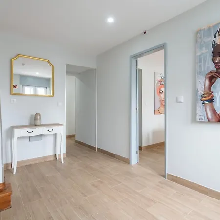 Charming Bright House W/ Garden * Porto