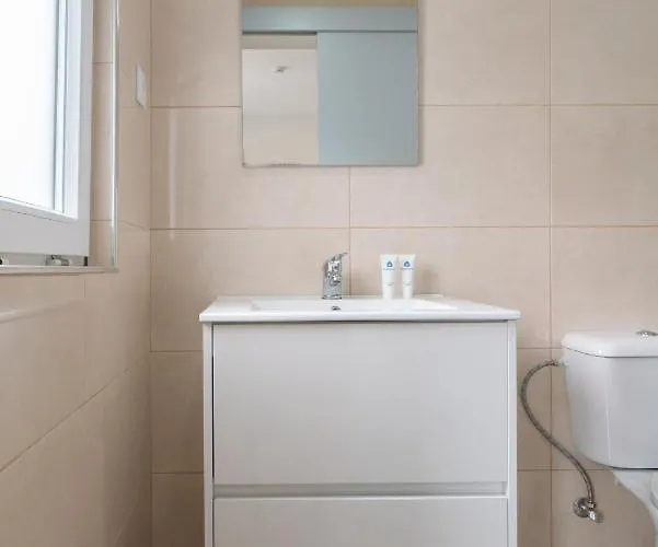 Charming Bright House W/ Garden Casa vacanze Oporto