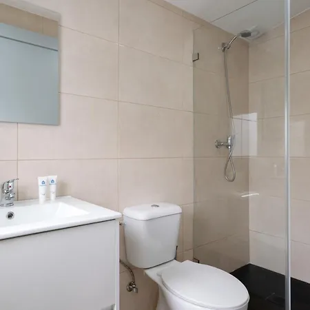 Hébergement de vacances Charming Bright House W/ Garden Oporto