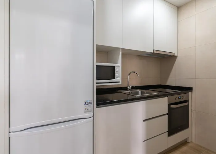 בית נופש Charming Bright House W/ Garden *